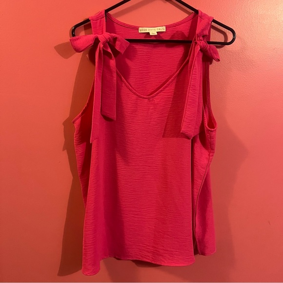 Good Days Only Sleeveless Pink Blouse Top - Picture 2 of 8
